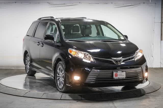 Toyota Sienna XLE 2019