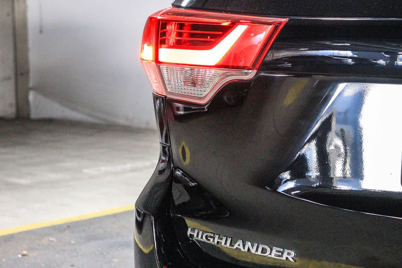 Toyota Highlander LE 2018