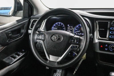 Toyota Highlander LE 2018