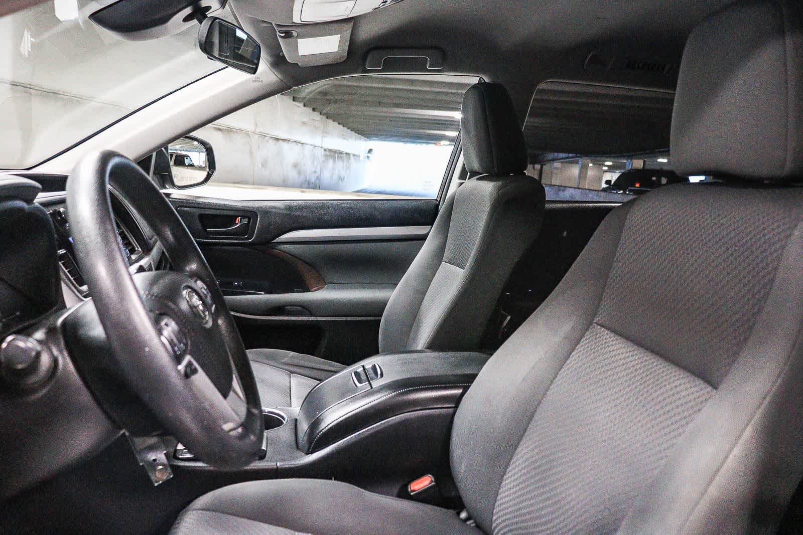 Toyota Highlander LE 2018