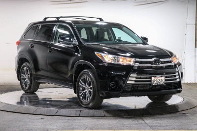 Toyota Highlander LE 2018