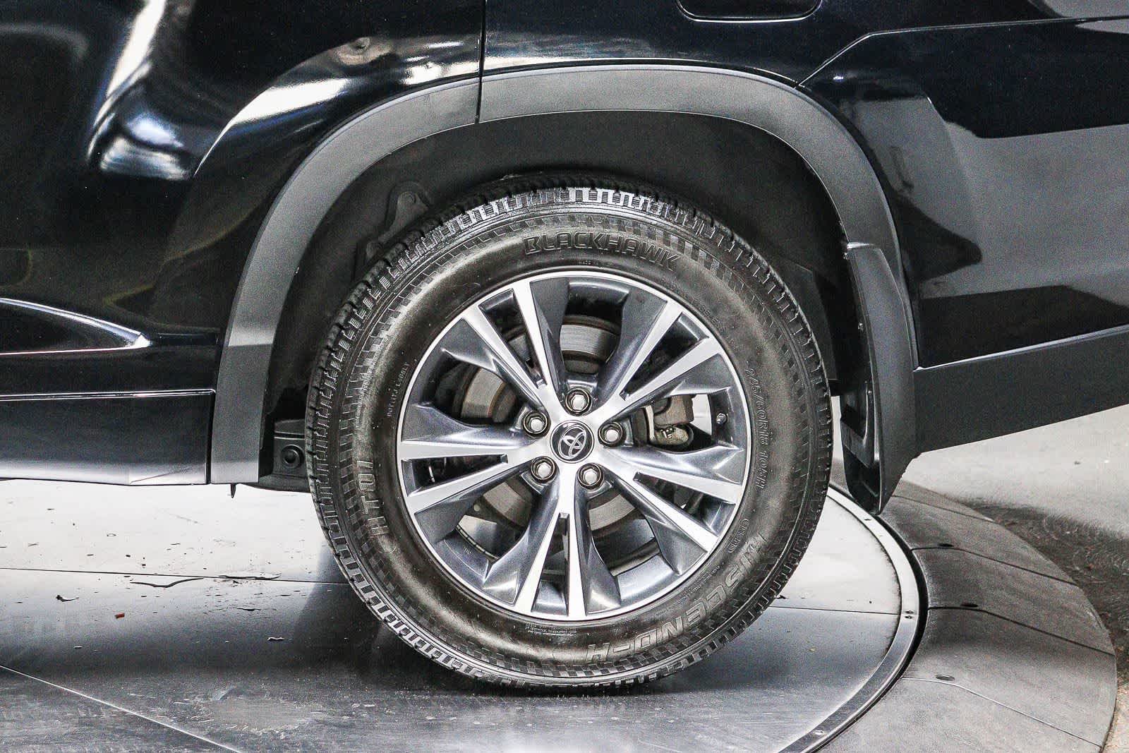 Toyota Highlander LE 2018