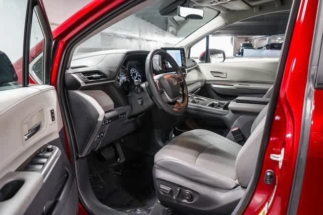 Toyota Sienna Limited 2024