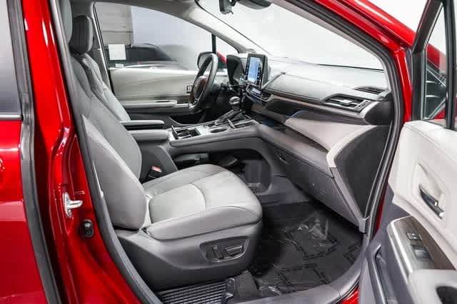 Toyota Sienna Limited 2024