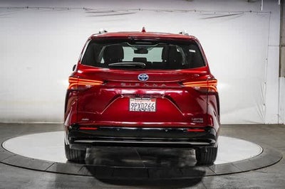Toyota Sienna Limited 2024