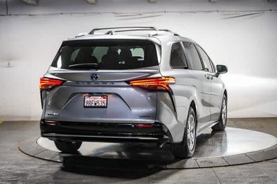2025 Toyota Sienna Limited