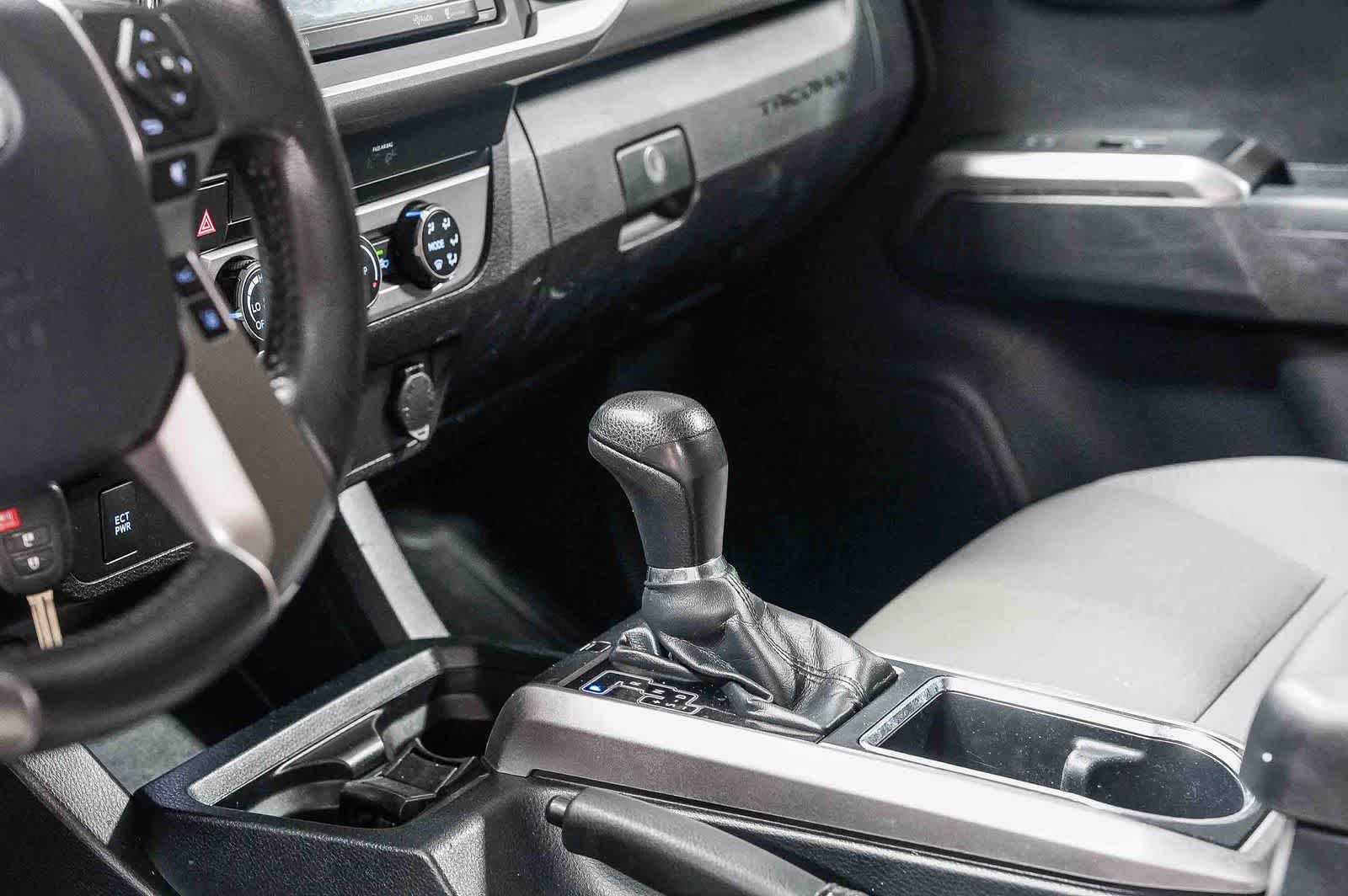 Toyota Tacoma SR5 2019