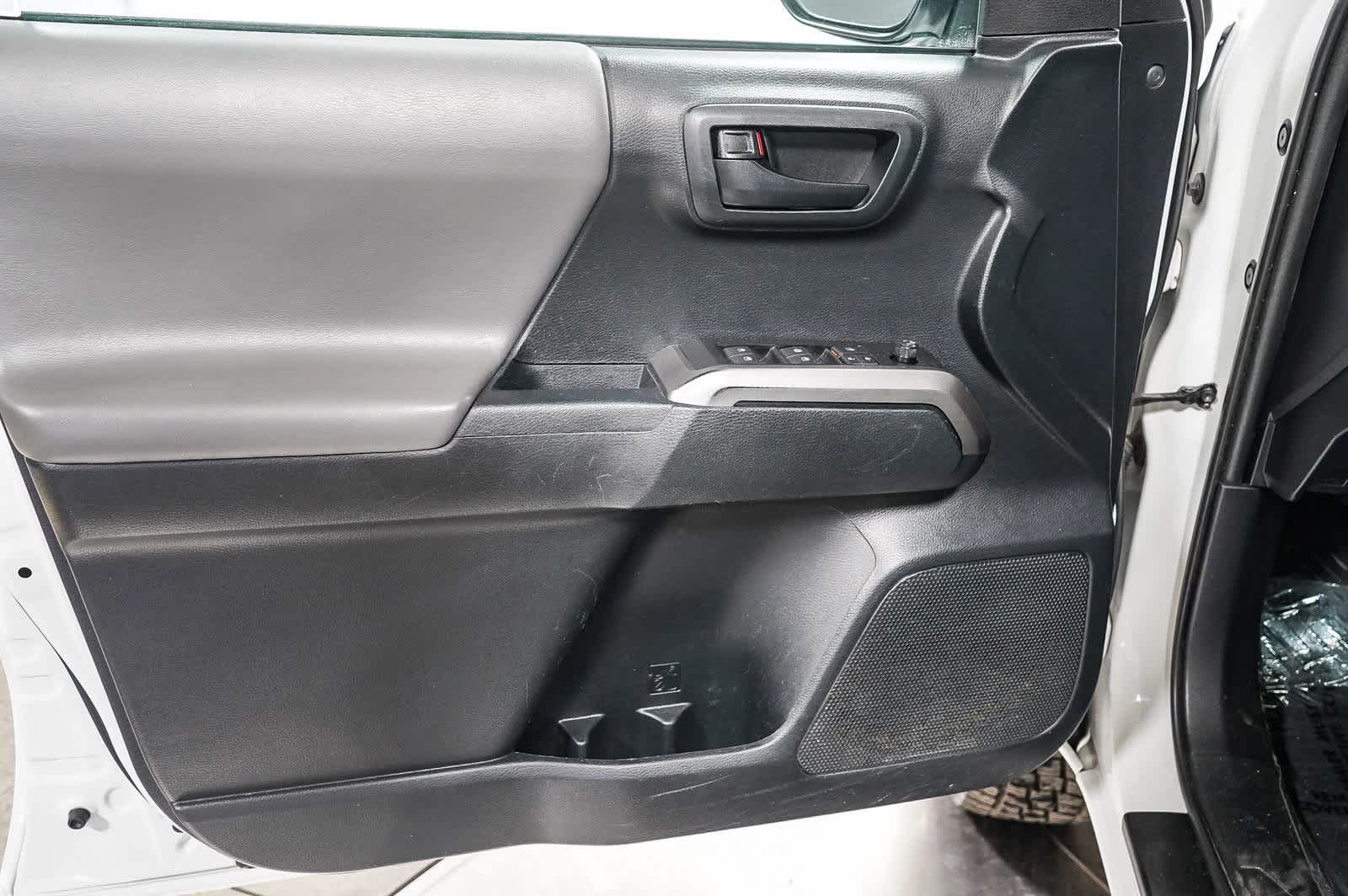 Toyota Tacoma SR5 2019