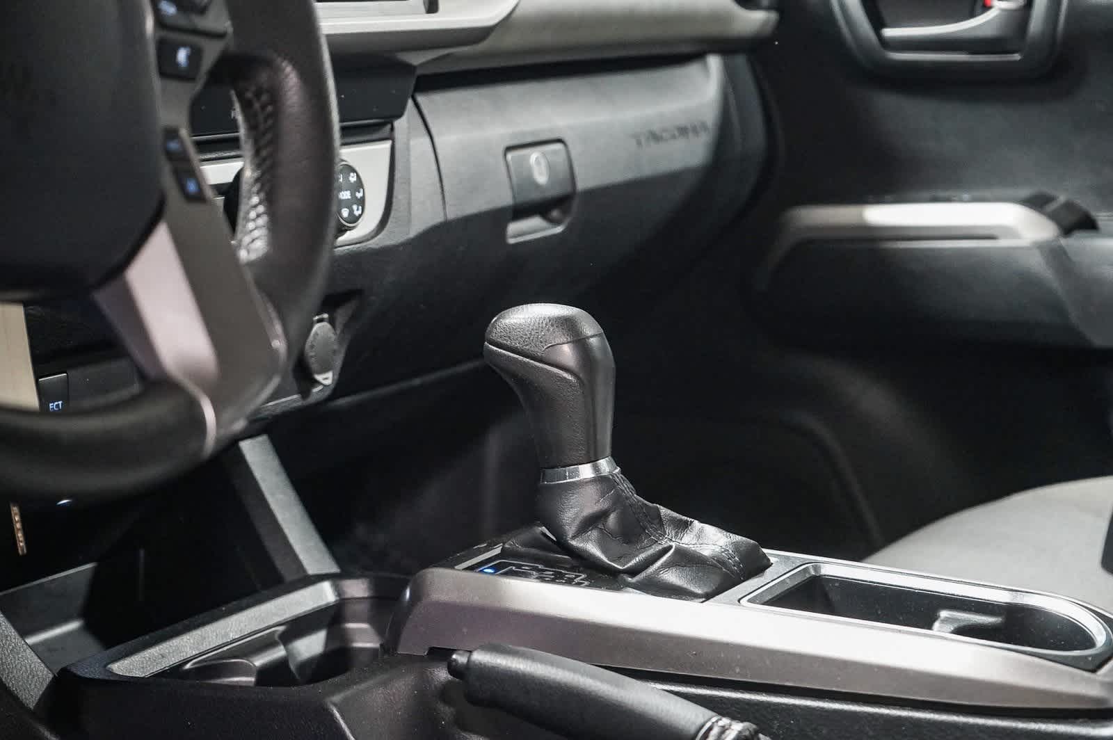 Toyota Tacoma SR5 2019