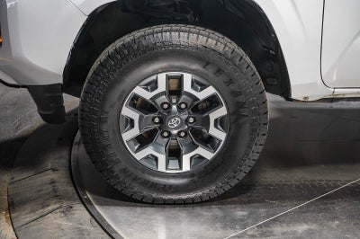 Toyota Tacoma SR5 2019