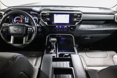 Toyota Tundra SR5 2024