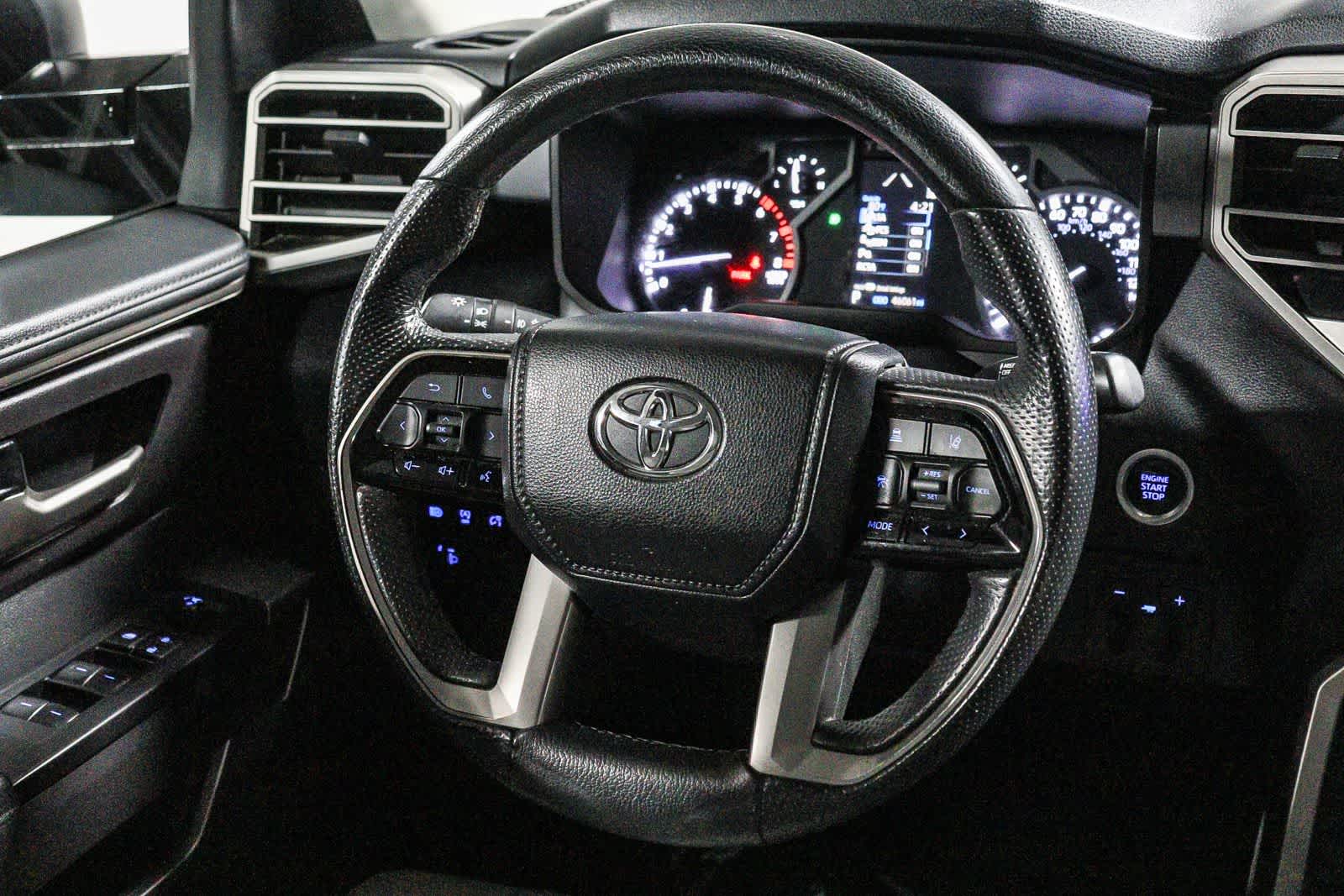 Toyota Tundra SR5 2024