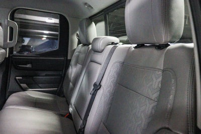 Toyota Tundra SR5 2024