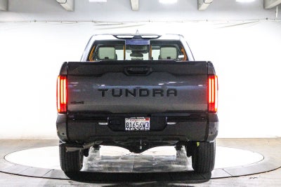 Toyota Tundra SR5 2024