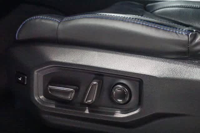 Toyota Tundra Platinum Hybrid 2024