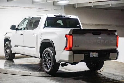 Toyota Tundra Platinum Hybrid 2024