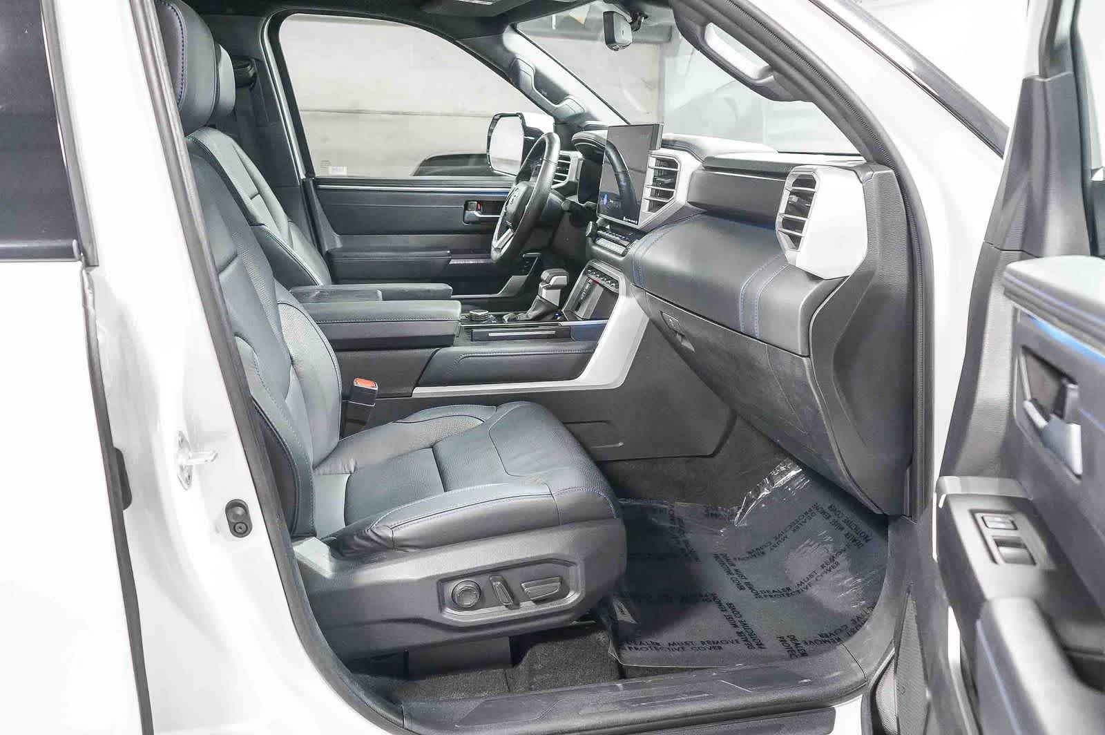 Toyota Tundra Platinum Hybrid 2023