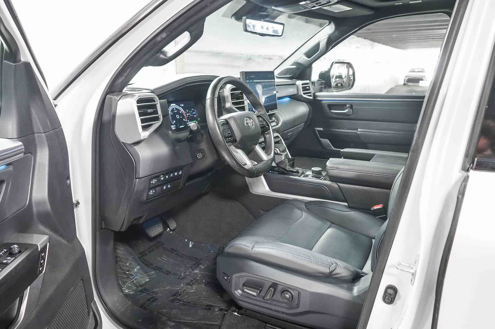 Toyota Tundra Platinum Hybrid 2023