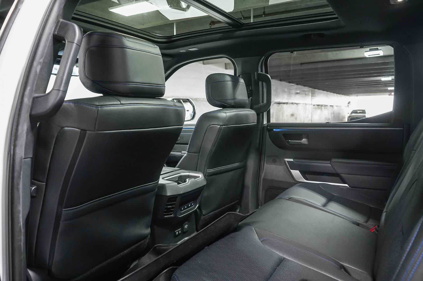 Toyota Tundra Platinum Hybrid 2023