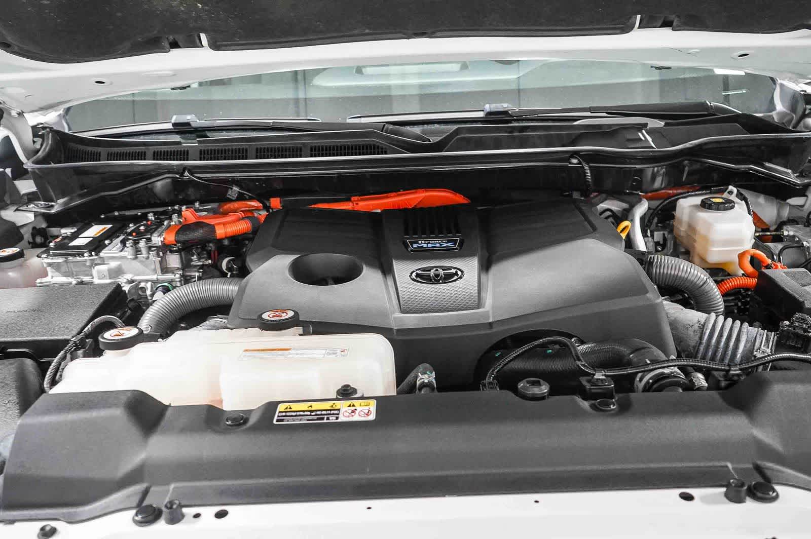 Toyota Tundra Platinum Hybrid 2023