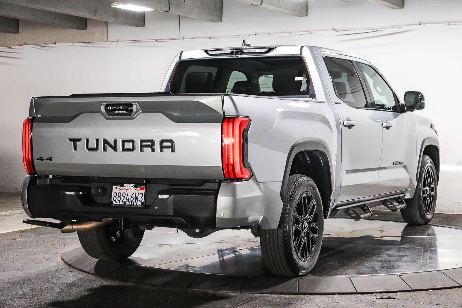 Toyota Tundra Limited 2024