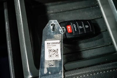 Toyota Tundra Limited 2024