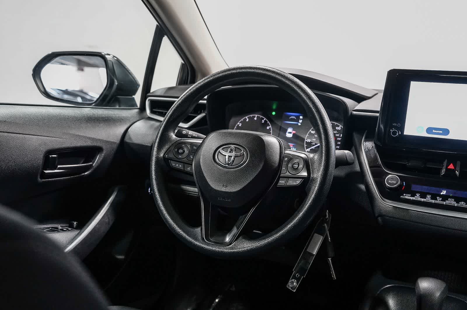 Toyota Corolla LE 2024