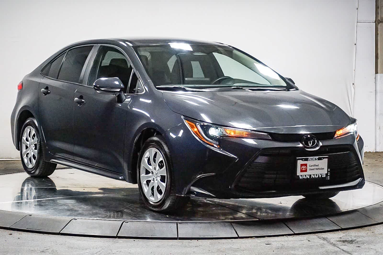 Toyota Corolla LE 2025