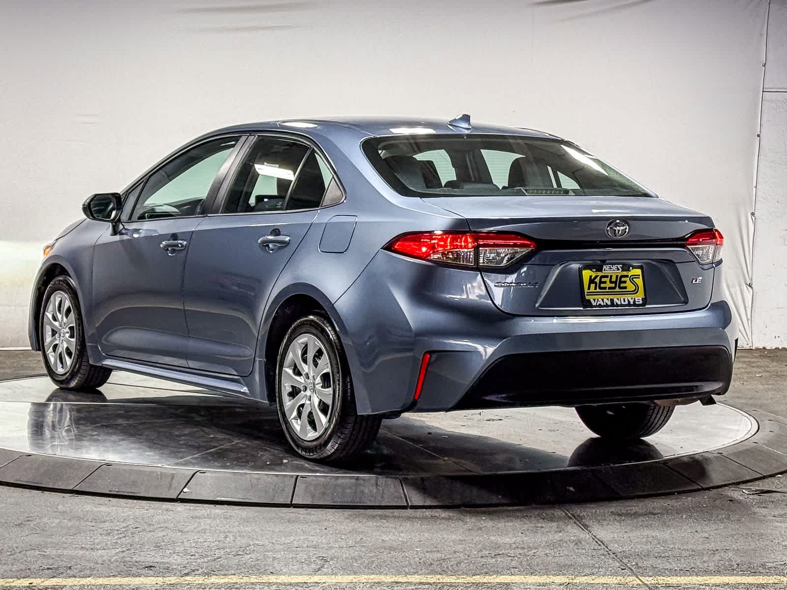 Toyota Corolla LE 2024