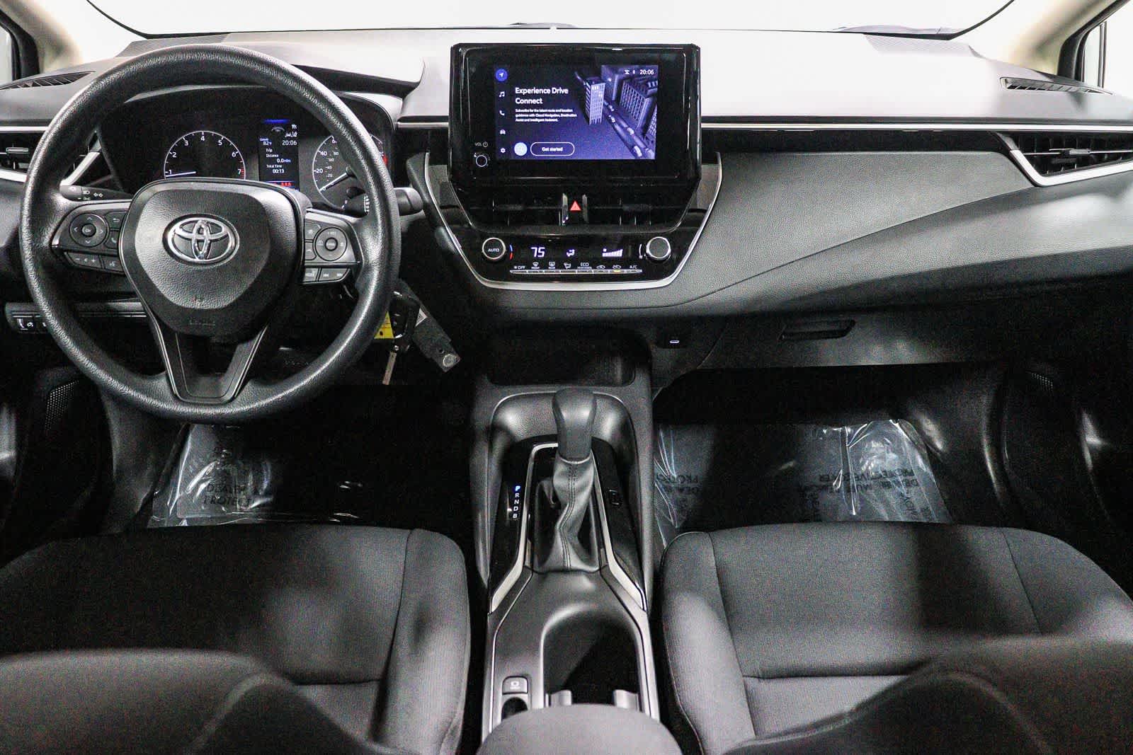 Toyota Corolla LE 2025