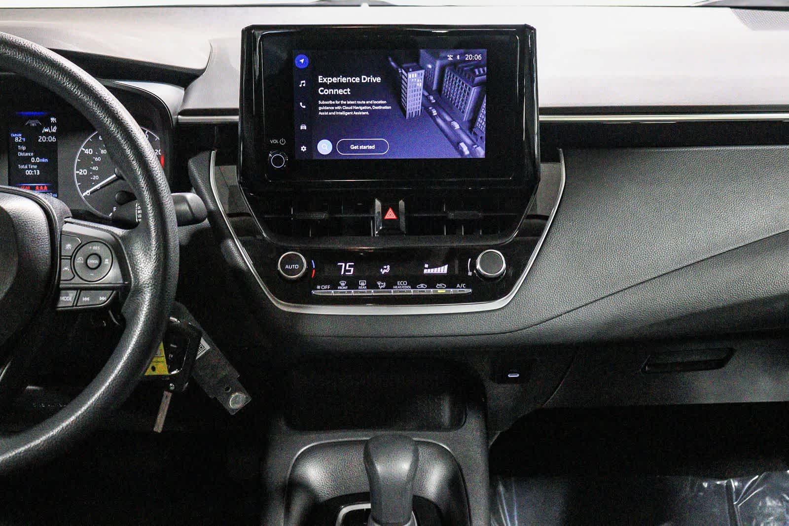 Toyota Corolla LE 2025