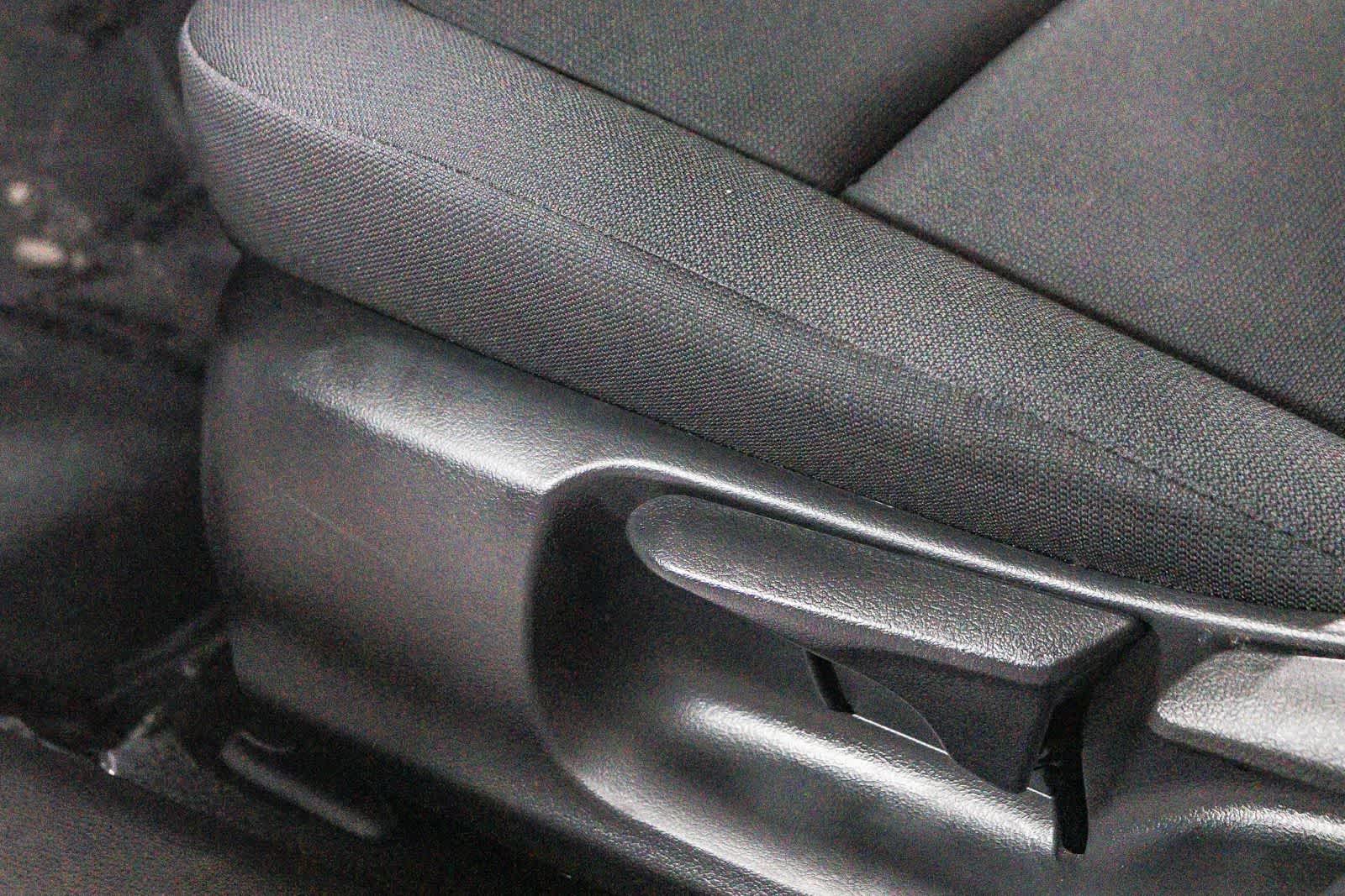 Toyota Corolla LE 2025
