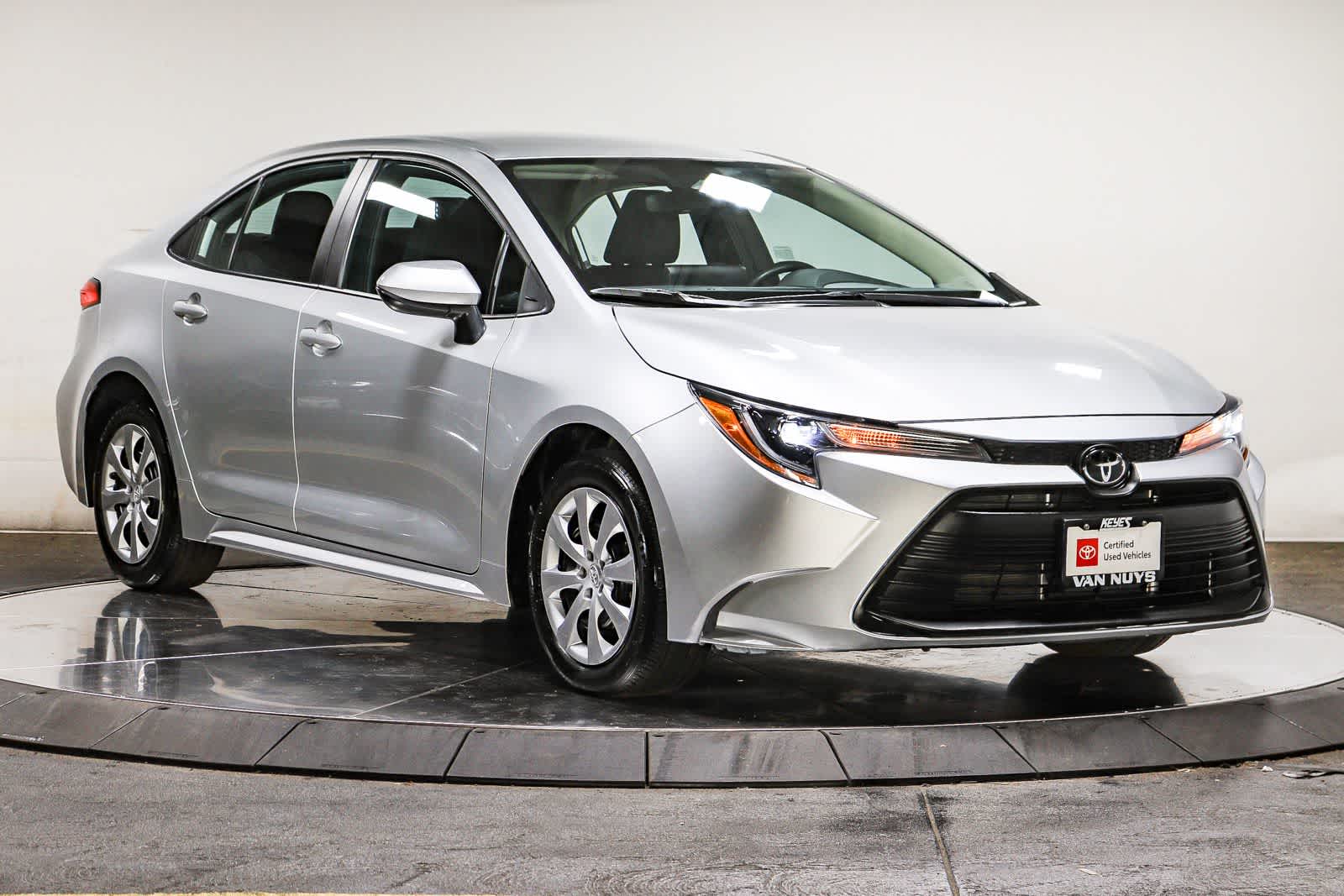Toyota Corolla LE 2025
