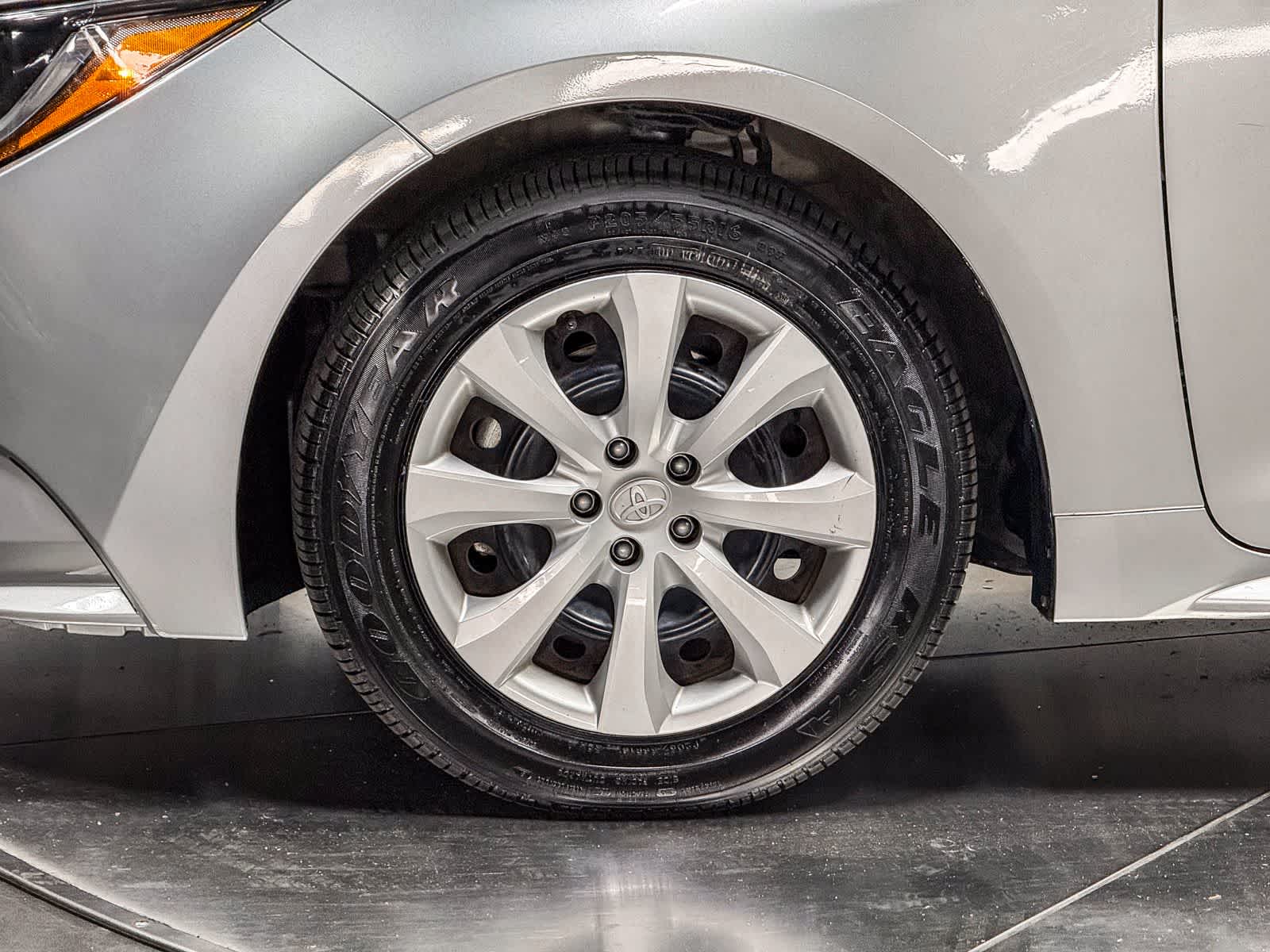 Toyota Corolla LE 2024