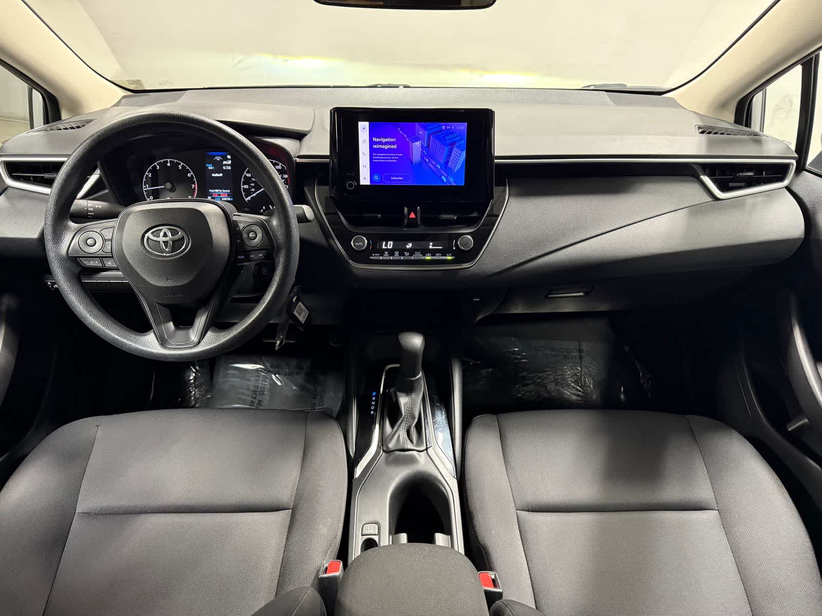 Toyota Corolla LE 2024