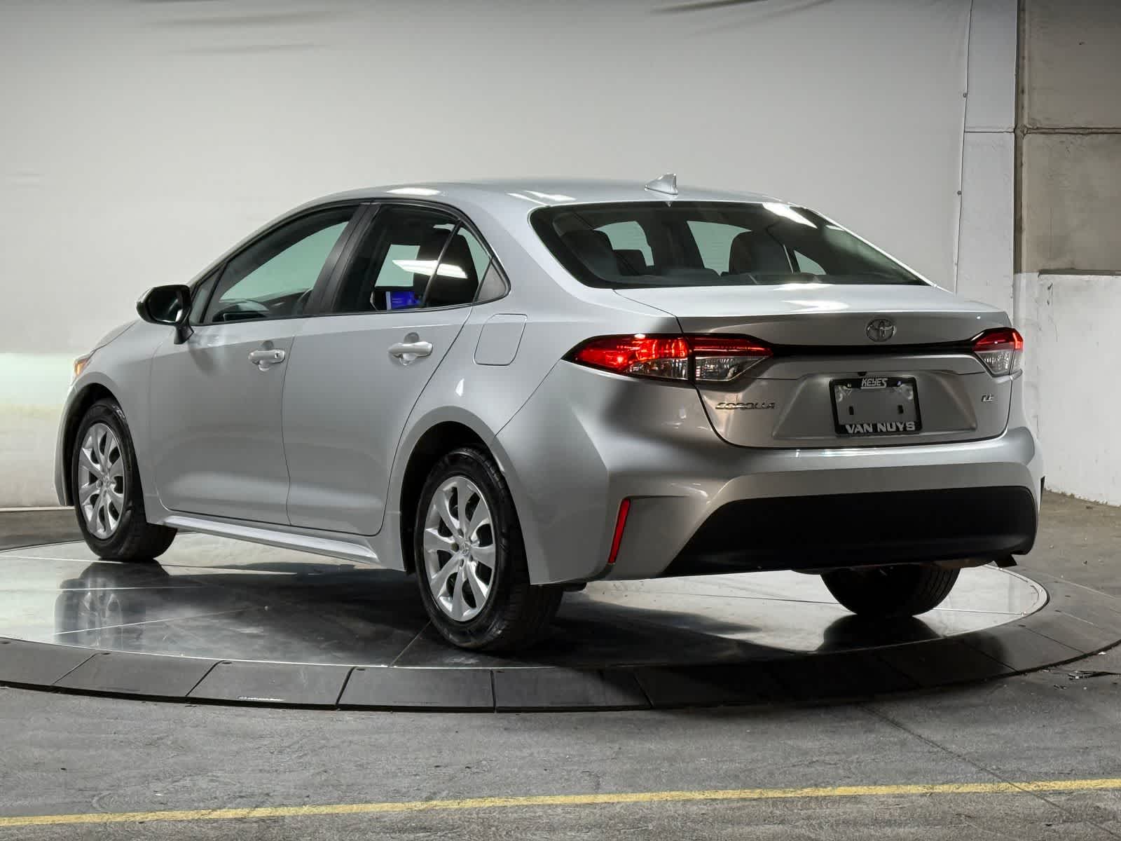 Toyota Corolla LE 2024