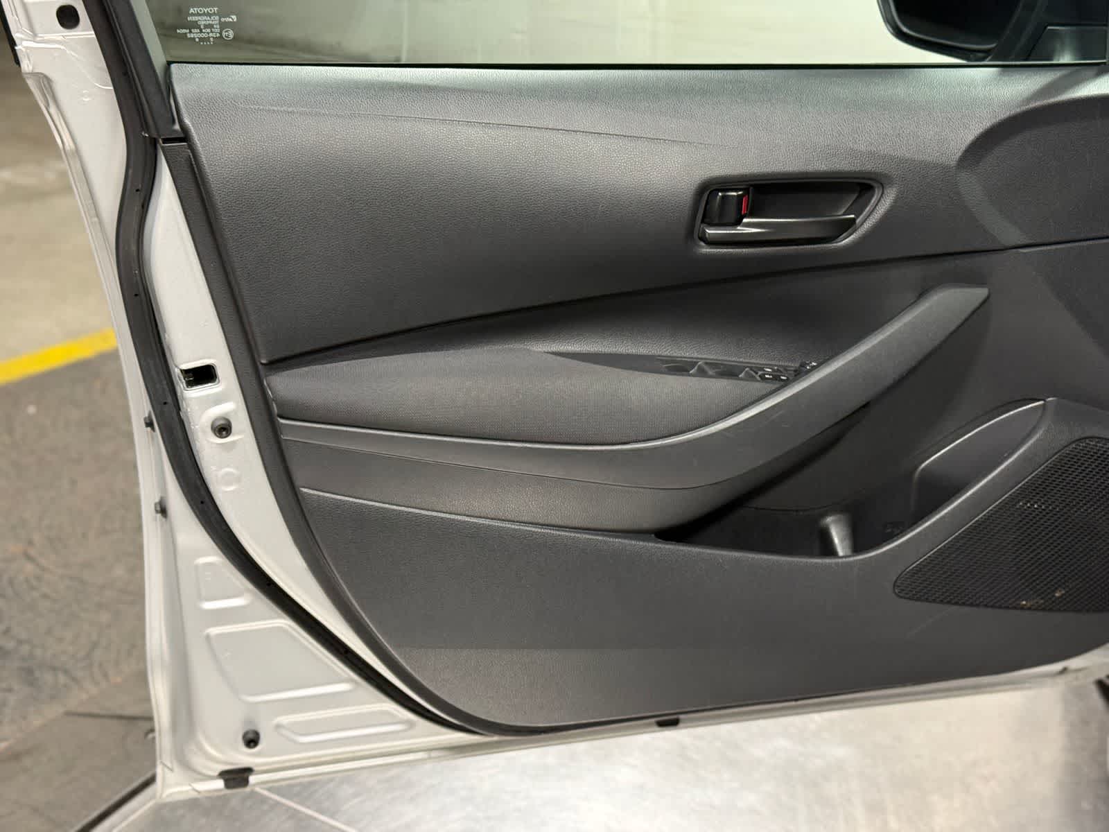 Toyota Corolla LE 2024