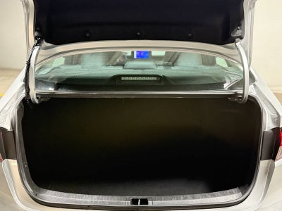 Toyota Corolla LE 2024