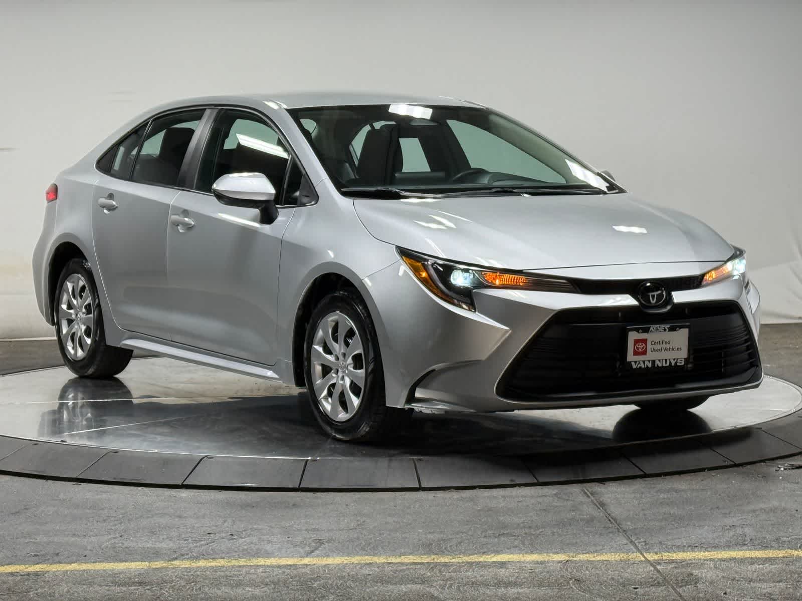 Toyota Corolla LE 2024