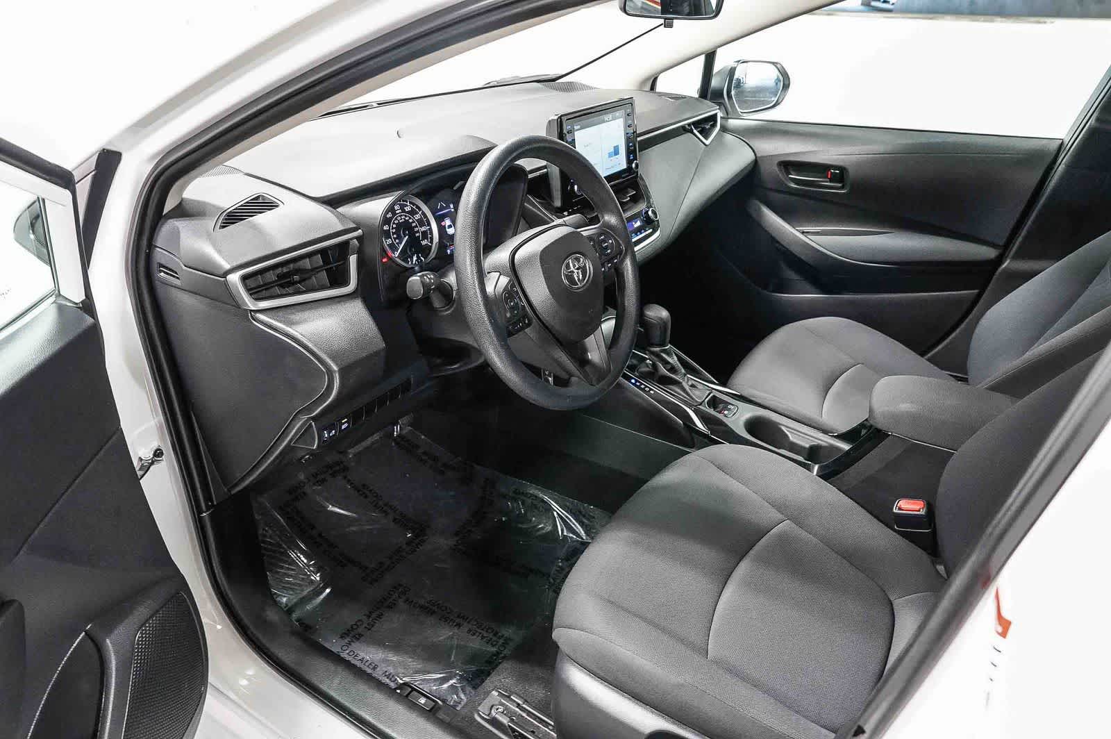 2022 Toyota Corolla LE