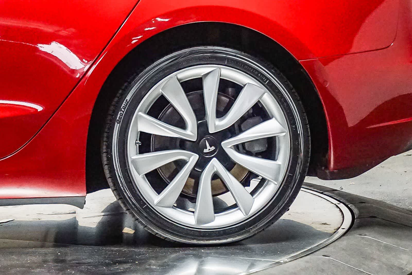 Tesla Model 3 Performance 2018