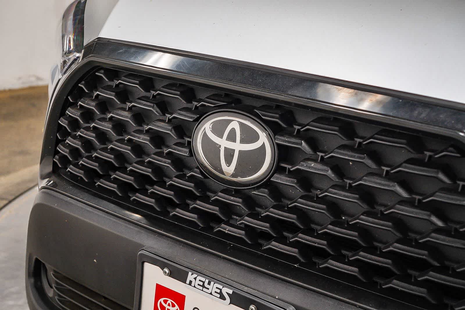 Toyota Corolla Cross LE 2024