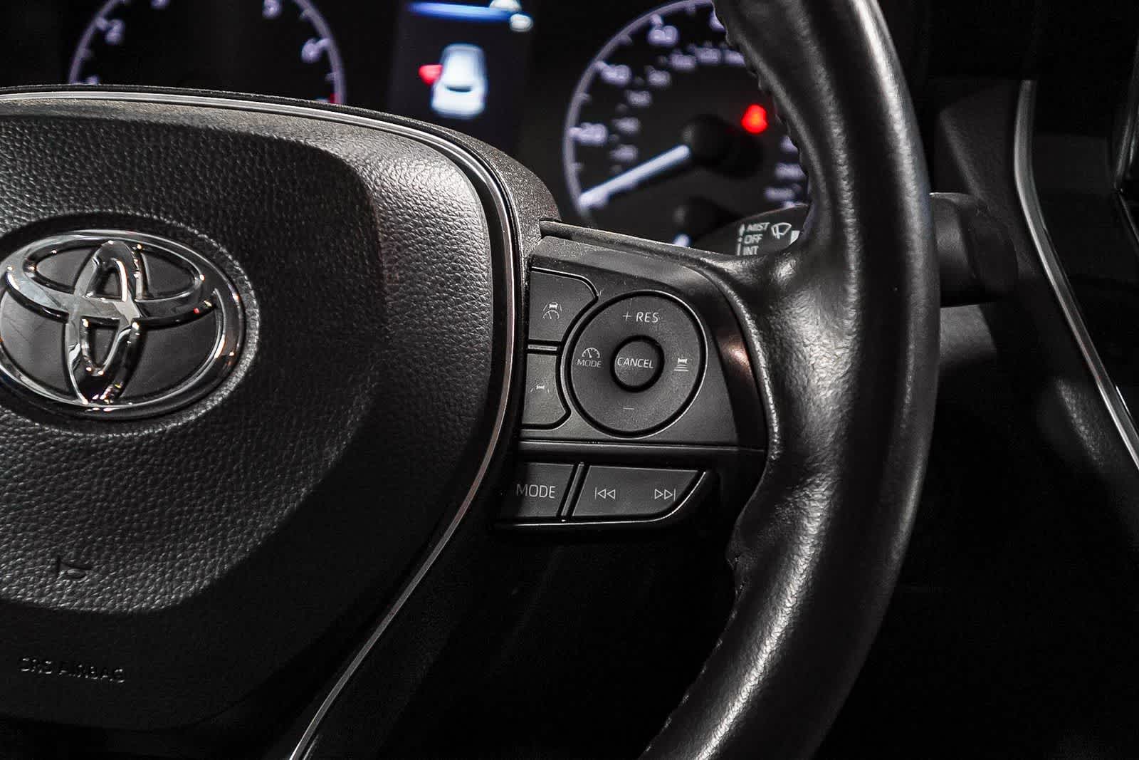 Toyota Corolla Cross LE 2024