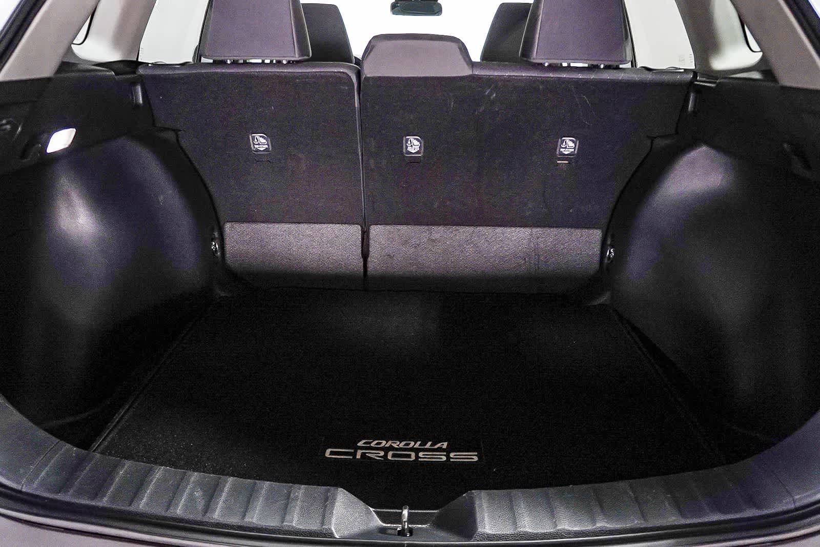 Toyota Corolla Cross LE 2024