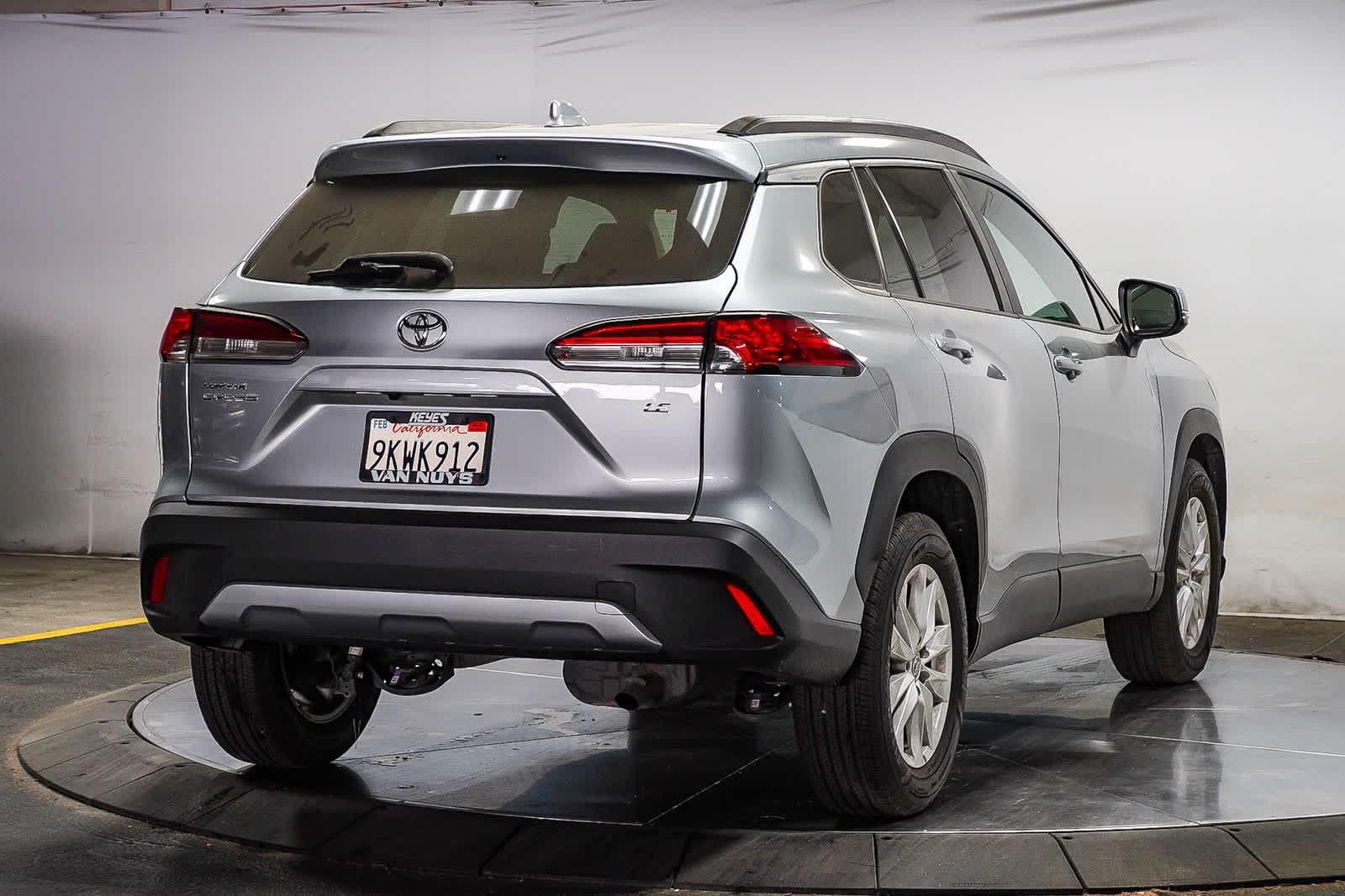 Toyota Corolla Cross LE 2024