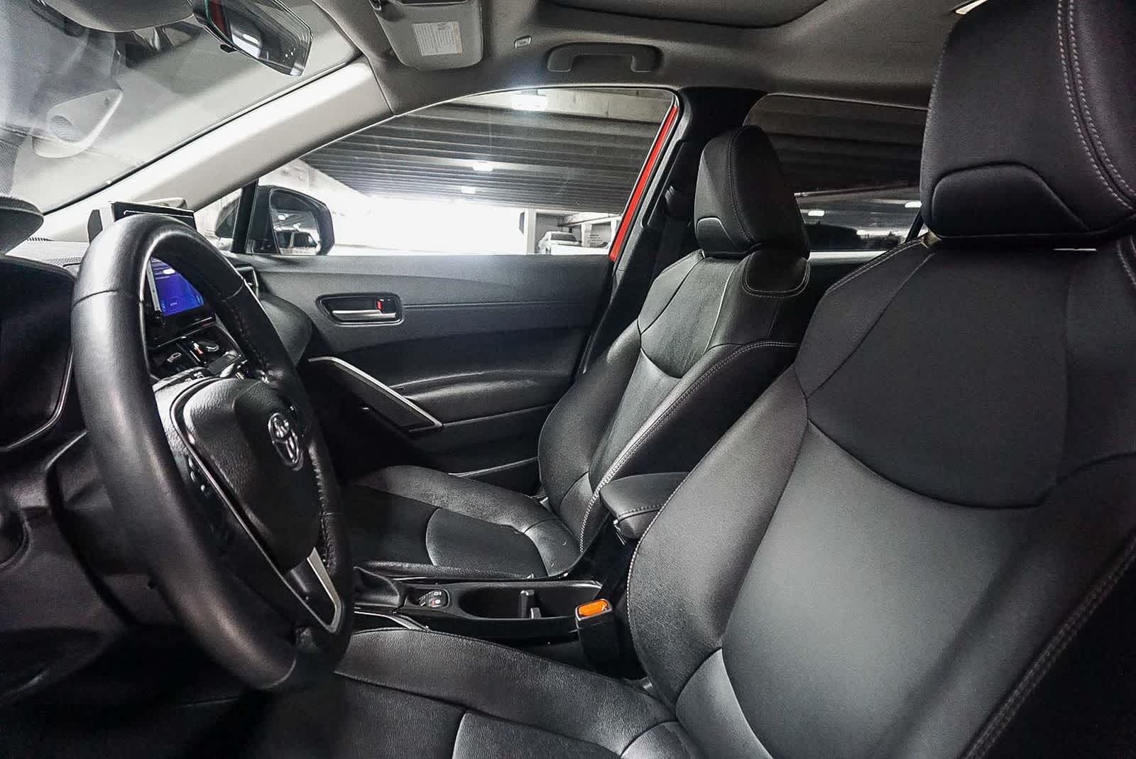 2025 Toyota Corolla Cross XLE