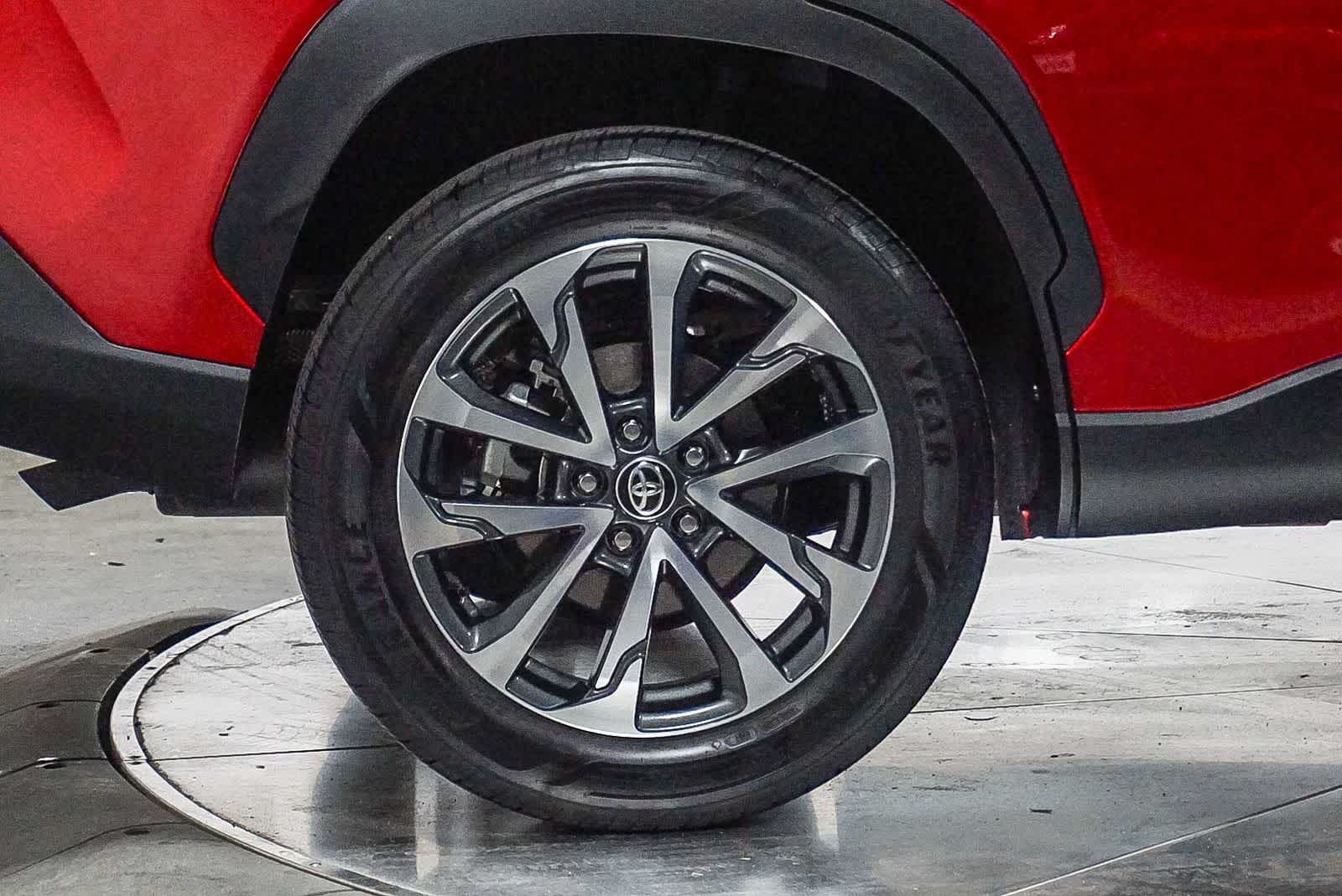 2025 Toyota Corolla Cross XLE