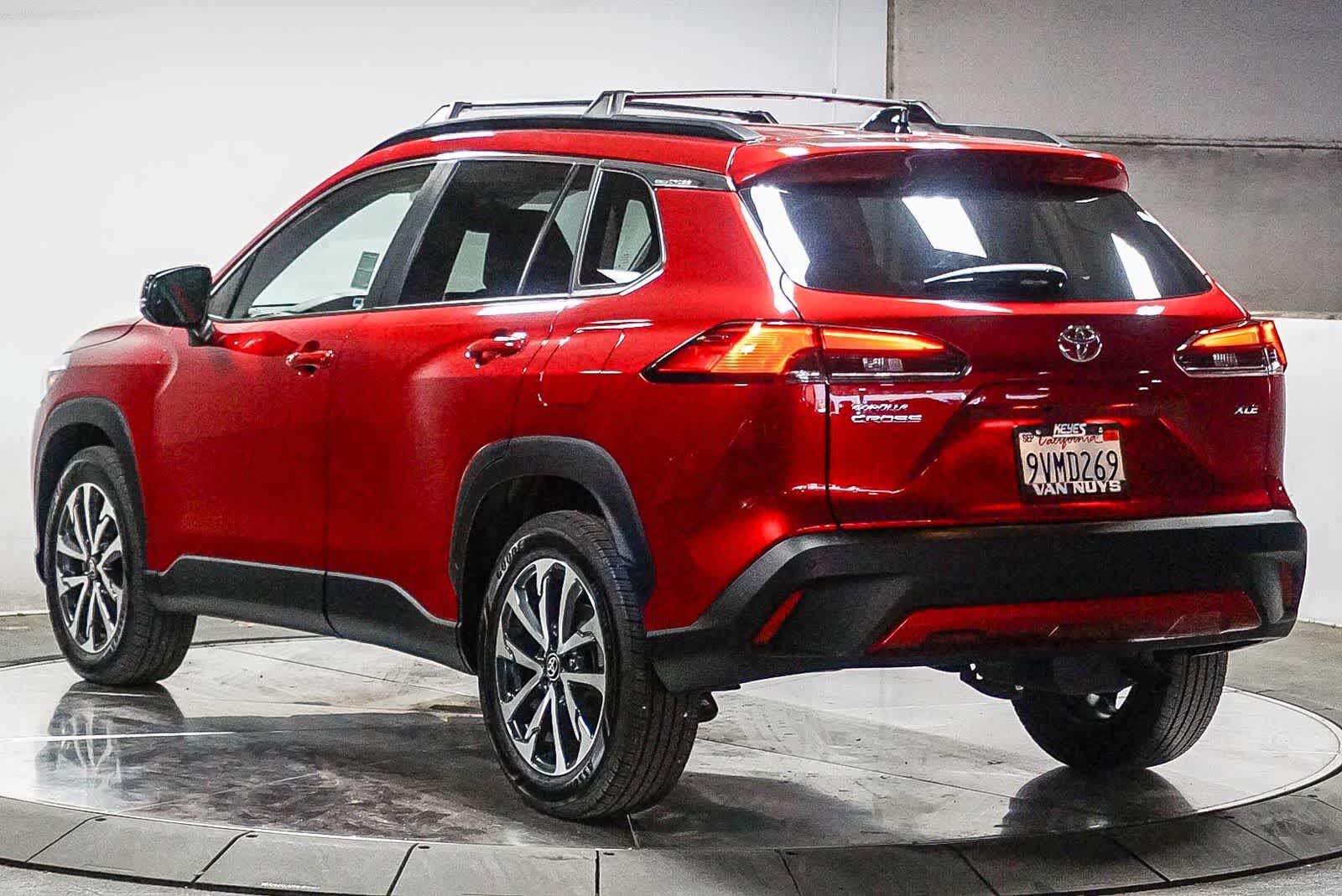 2025 Toyota Corolla Cross XLE