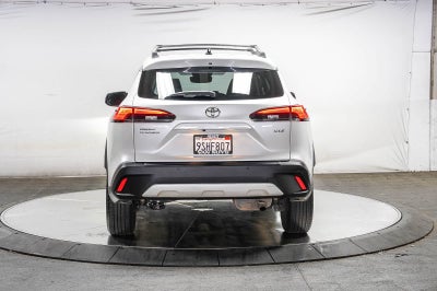 2025 Toyota Corolla Cross XLE