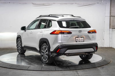 Toyota Corolla Cross XLE 2024